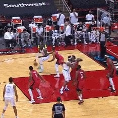 开云入口-莫里斯考辛斯先后被驱逐 火湖一战上演闹剧